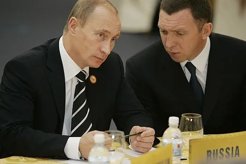 Vladimir Putin at the APEC summit in Hanoi, November 2006 — where the protocol with the United States was signed on 19 November. Photo: www.kremlin.ru. Licence: CC BY 4.0 (attribution to www.kremlin.ru required). Source: Wikimedia Commons https://commons.wikimedia.org/wiki/File:Vladimir_Putin_at_APEC_Summit_in_Vietnam_18-19_November_2006-3.jpg