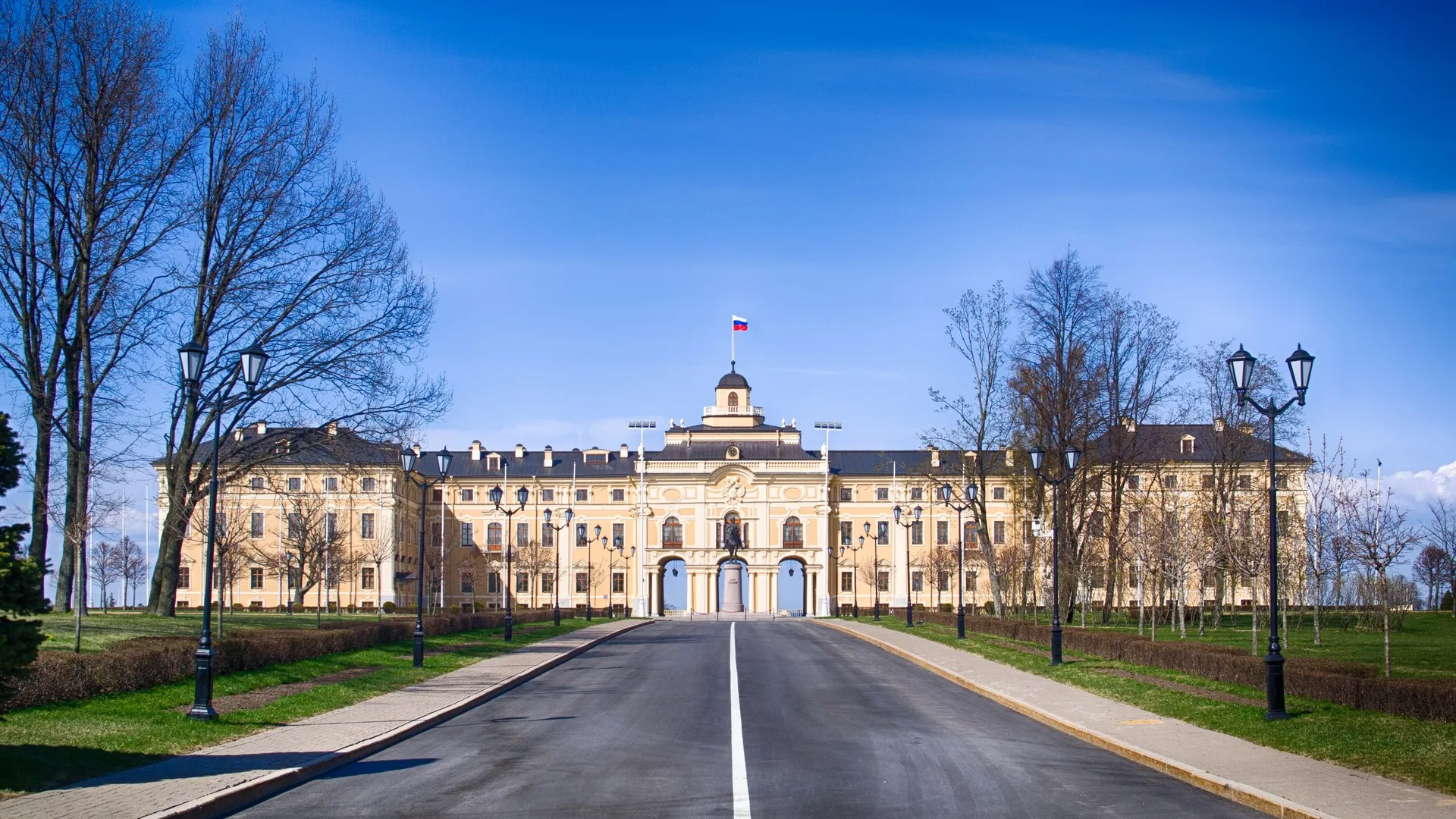The Constantine Palace in Strelna. Photo: Peer.Gynt / Wikimedia Commons, CC BY-SA 2.0