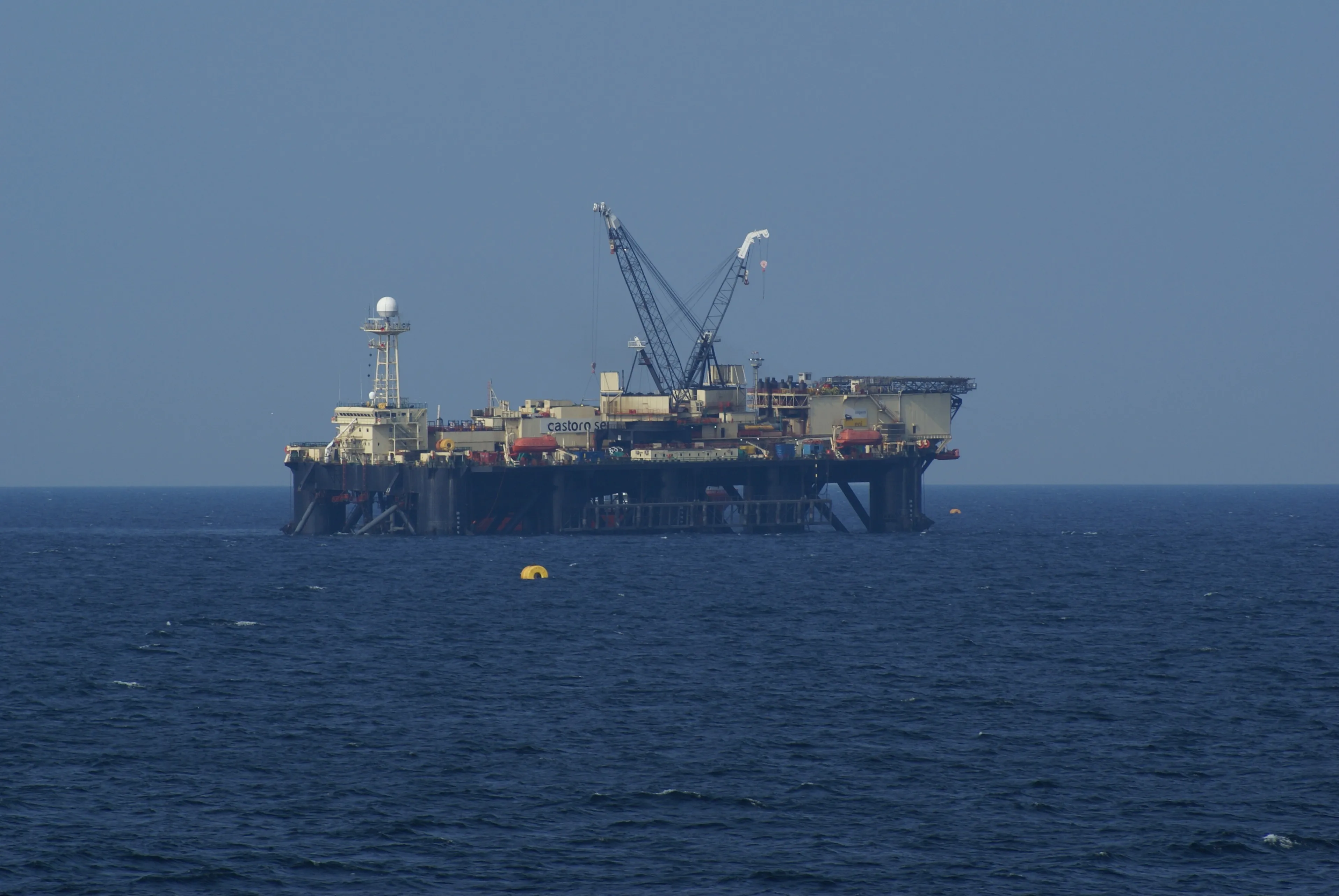 The Castoro Sei laying Nord Stream in the Baltic, 2011. Photo: Philfaebuckie, CC0